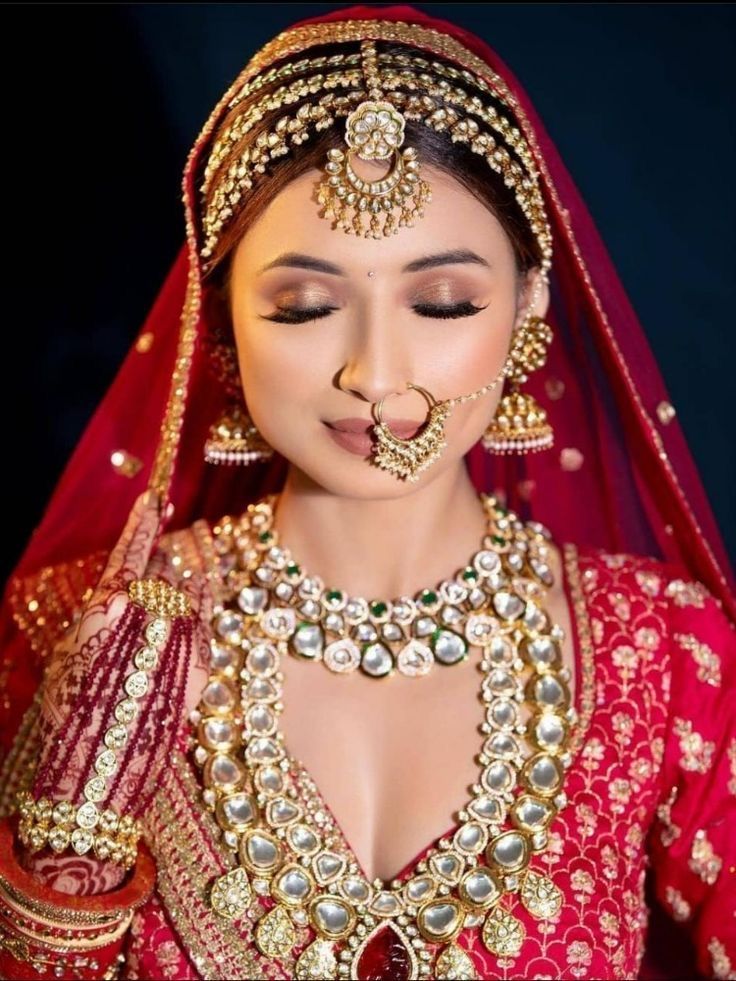 Beautiful Indian bride with elegant bridal makeup